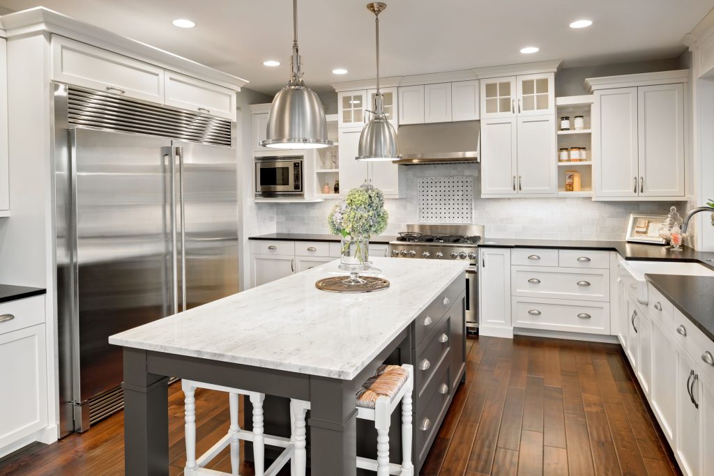 Tips for Deciding Between Remodeling or Moving for Your Dream Kitchen